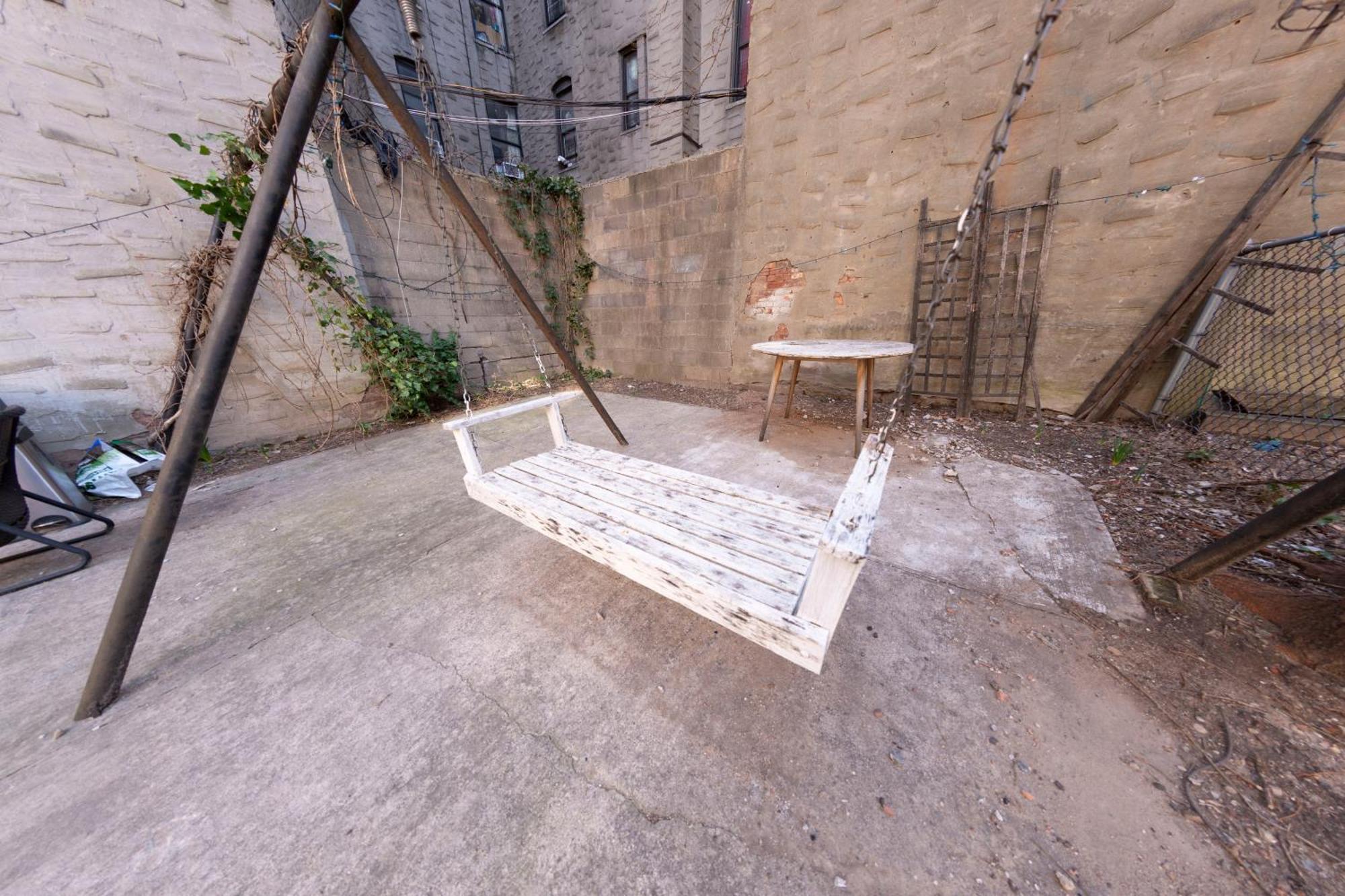 Central & Affordable Williamsburg Private Bedroom Close To Subway Accommodatie bij particulieren New York