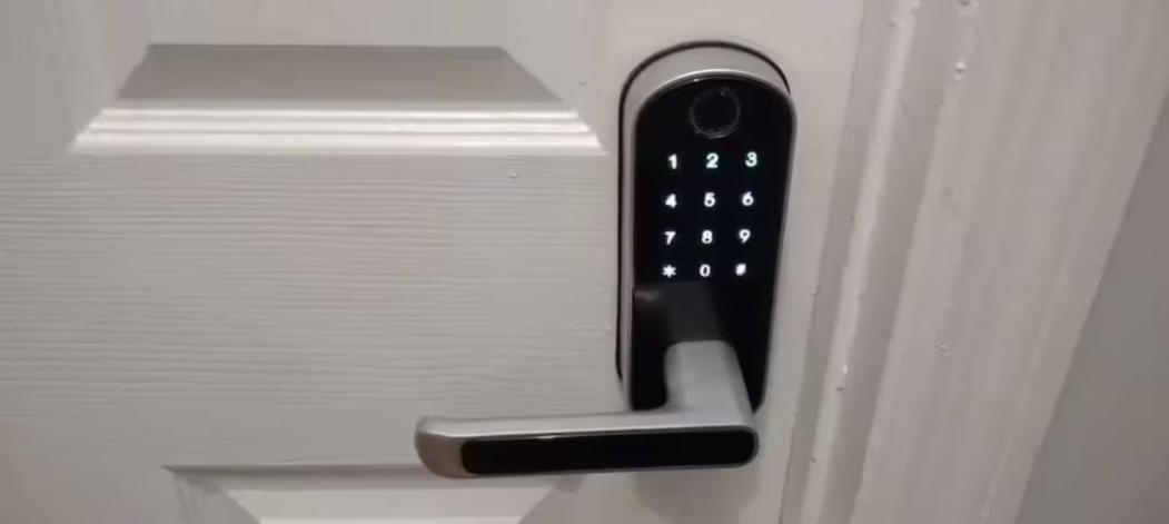Central & Affordable Williamsburg Private Bedroom Close To Subway Accommodatie bij particulieren New York